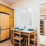 Azoka By People Rentals